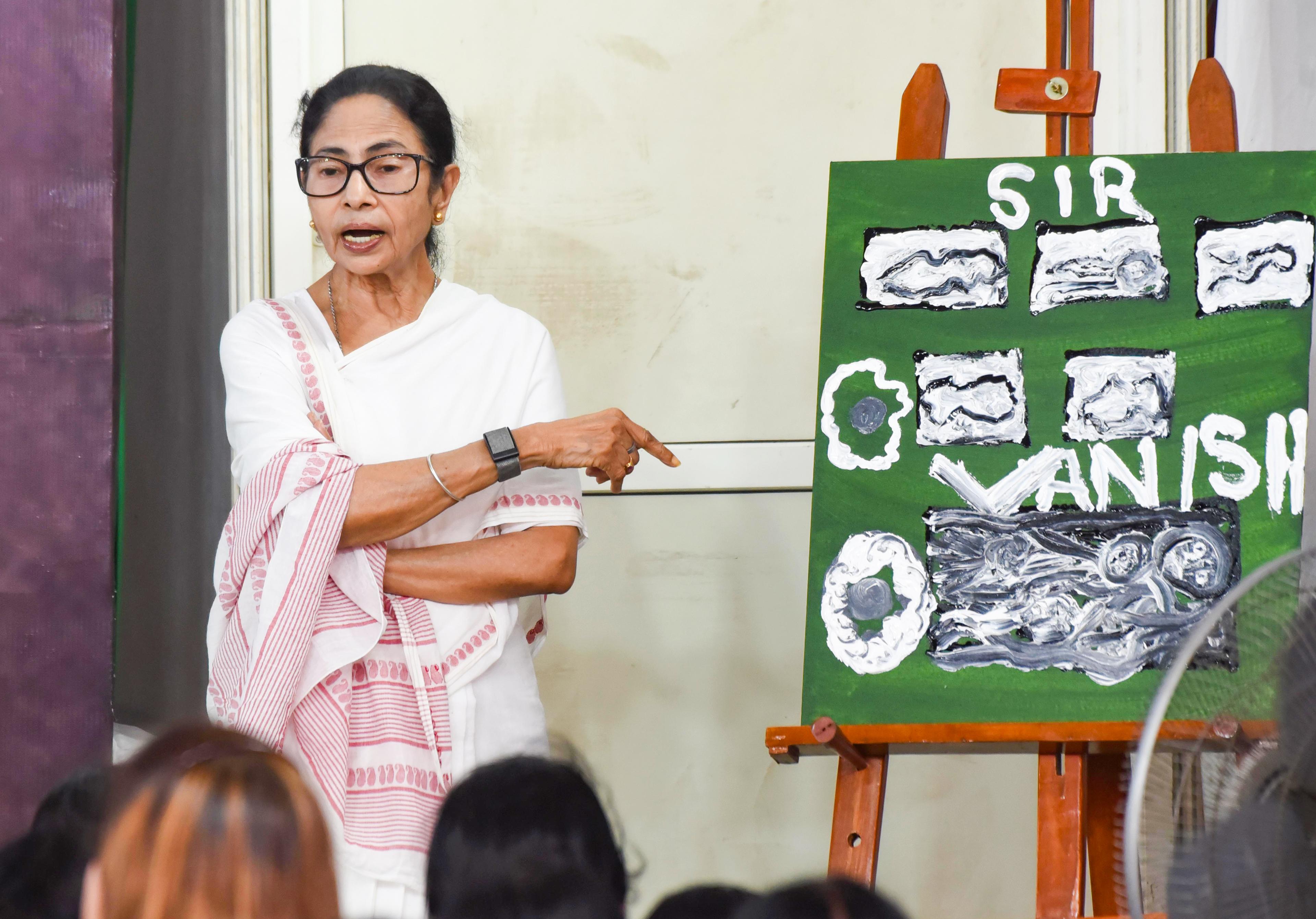 Bengal transfers: BJP, JD(U) criticise CM Banerjee for questioning EC's neutrality