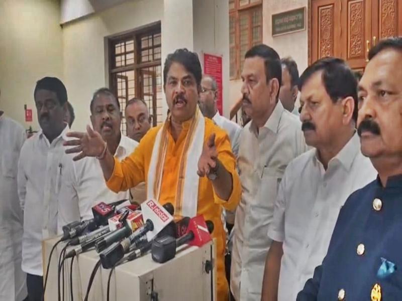 Belagavi Session gave nothing to North K'taka, CM Siddaramaiah an 'outright liar': BJP