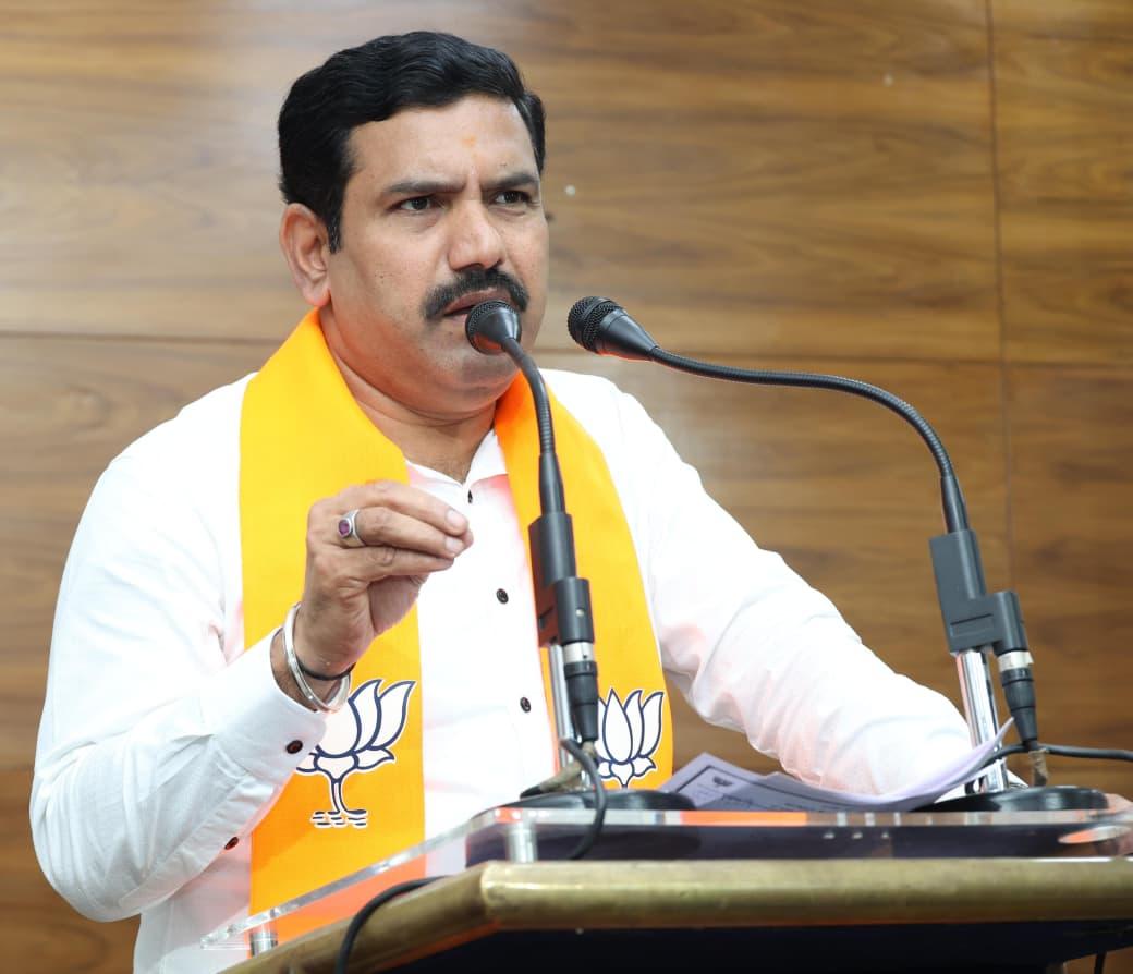 Cong stoking unrest after sensing defeat in Bihar; NDA victory certain: K'taka BJP