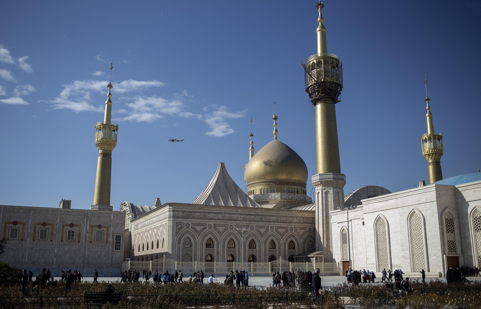 India advises its nationals to leave Iran by all available means of transport