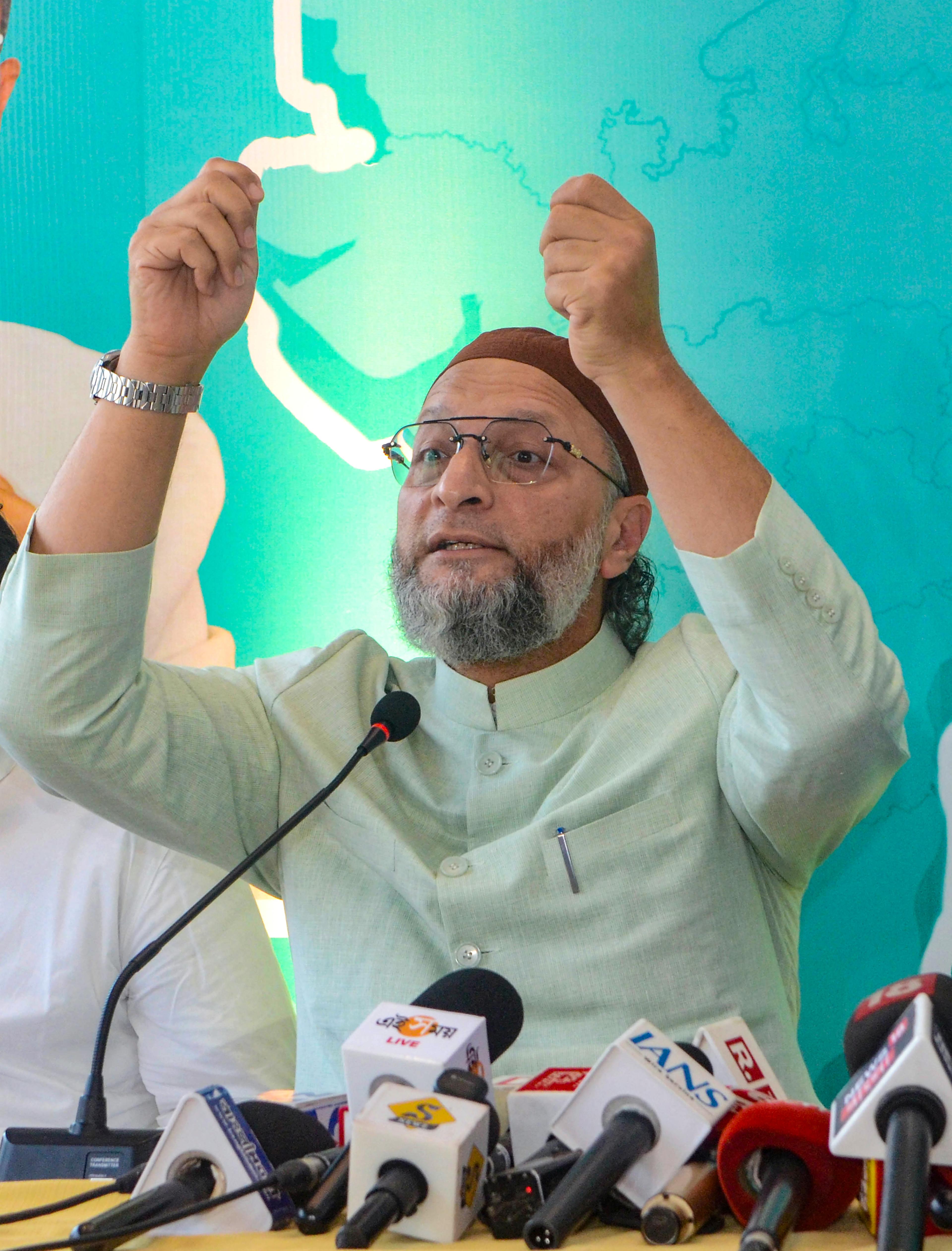 Assam polls: Owaisi to hold public meetings to seek votes for Badruddin Ajmal's party