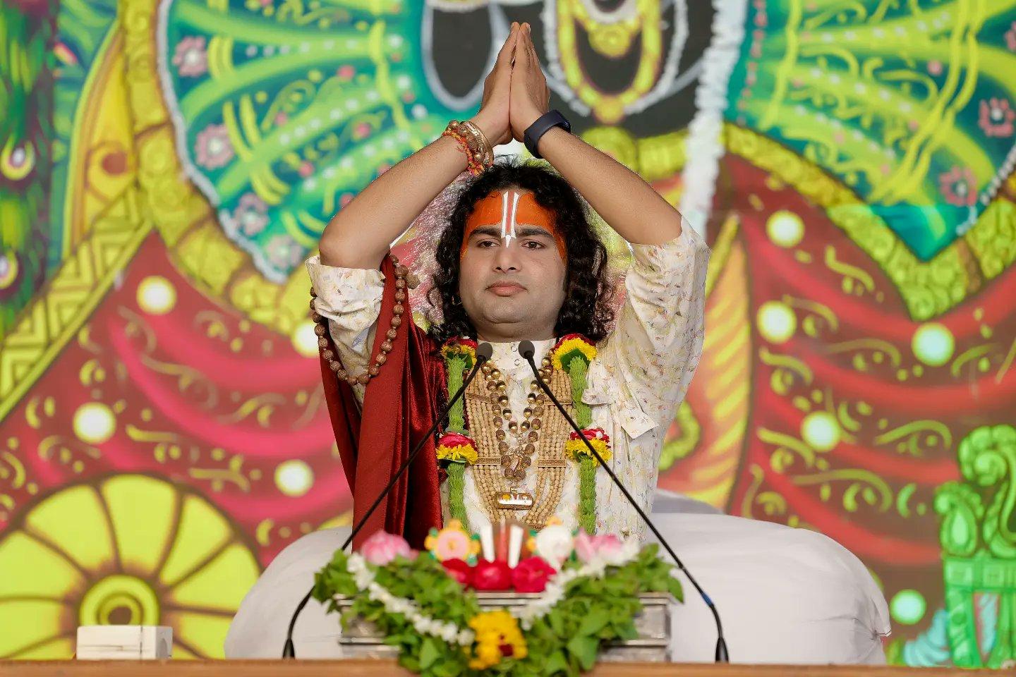 Aniruddhacharya Maharaj clarifies controversial remarks, says 'media showed only half the story’