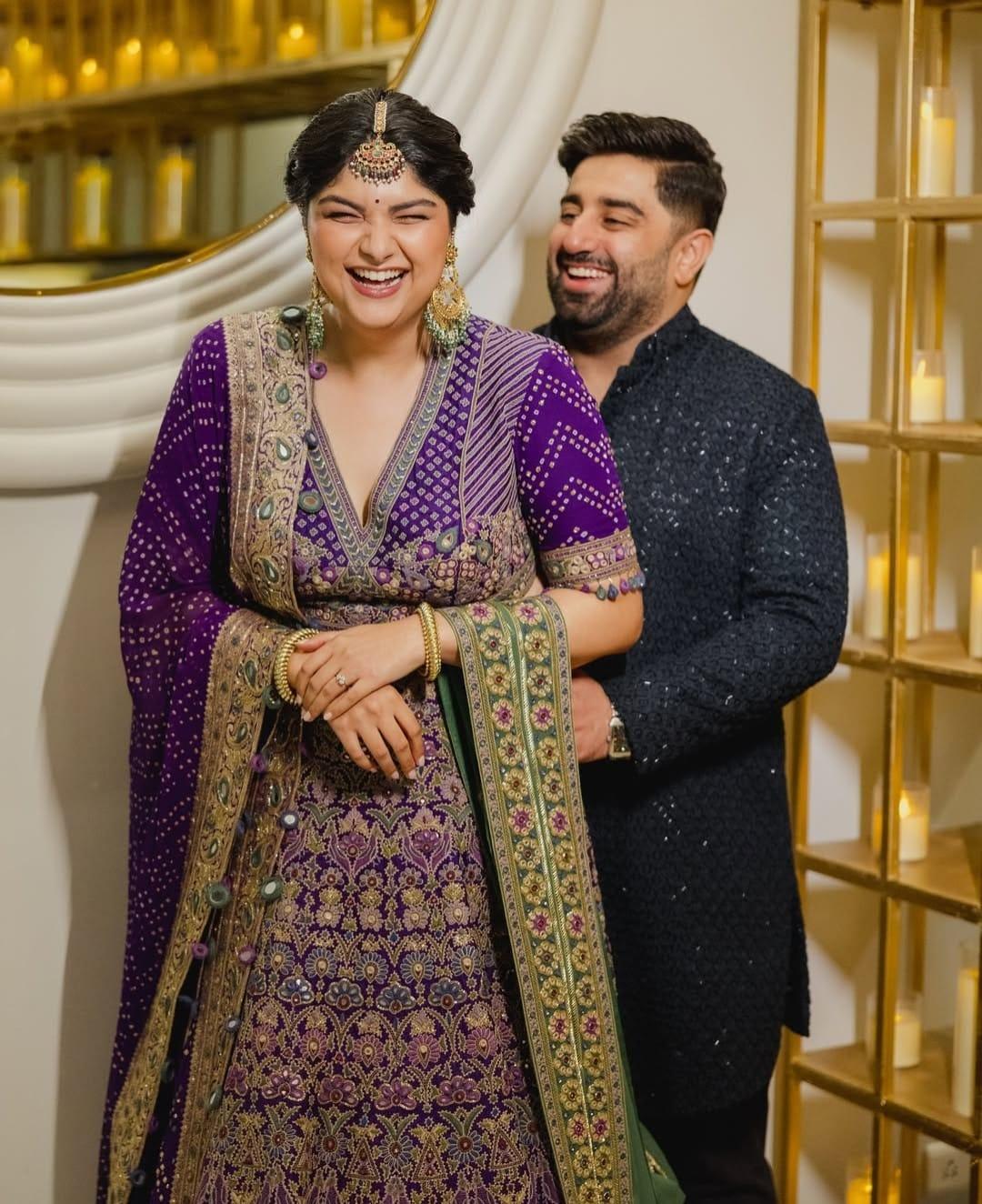 Anshula Kapoor makes sure her late mother Mona Kapoor was a part of her “Gor Dhana”