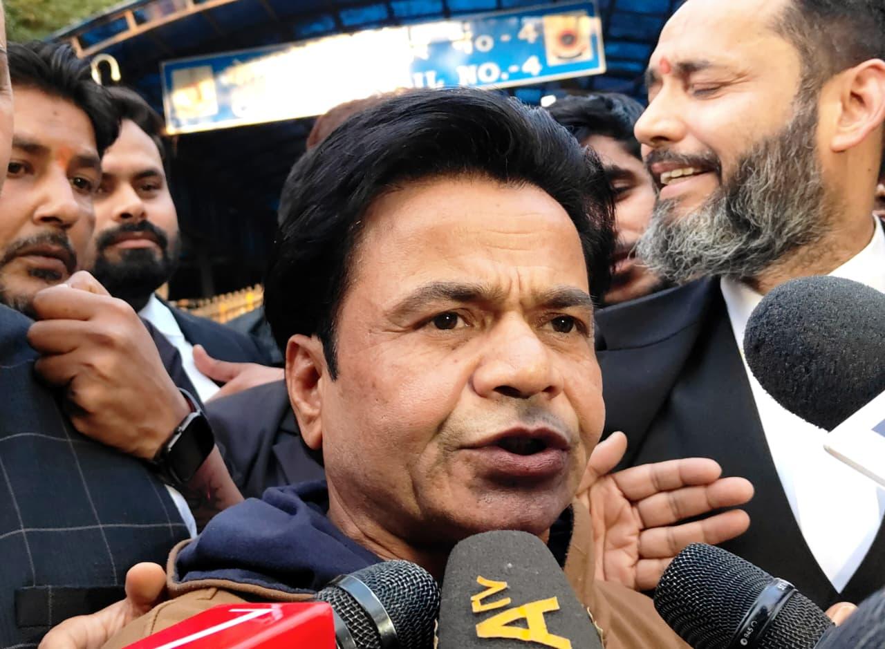 Rajpal Yadav clarifies 'never cried in front of the judge', calls the claim completely 'fabricated'