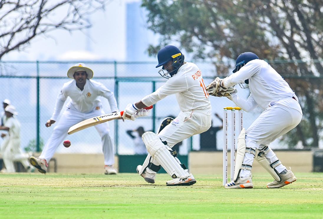 Ranji Trophy Final: Krishna strikes early as J&K reach 11/2 at Lunch on Day 4