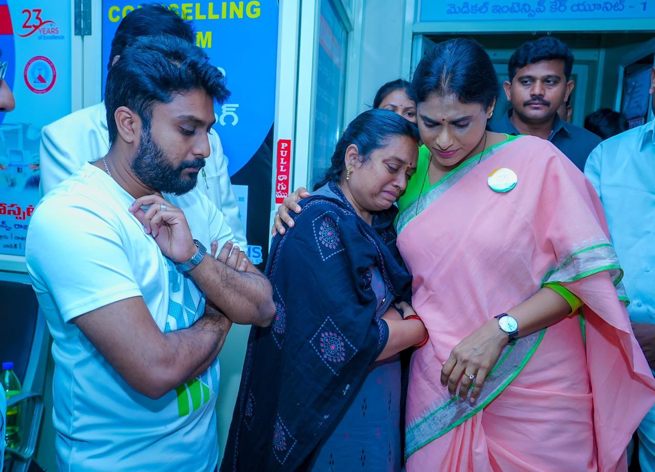 Sharmila terms milk adulteration deaths as 'murders by government'