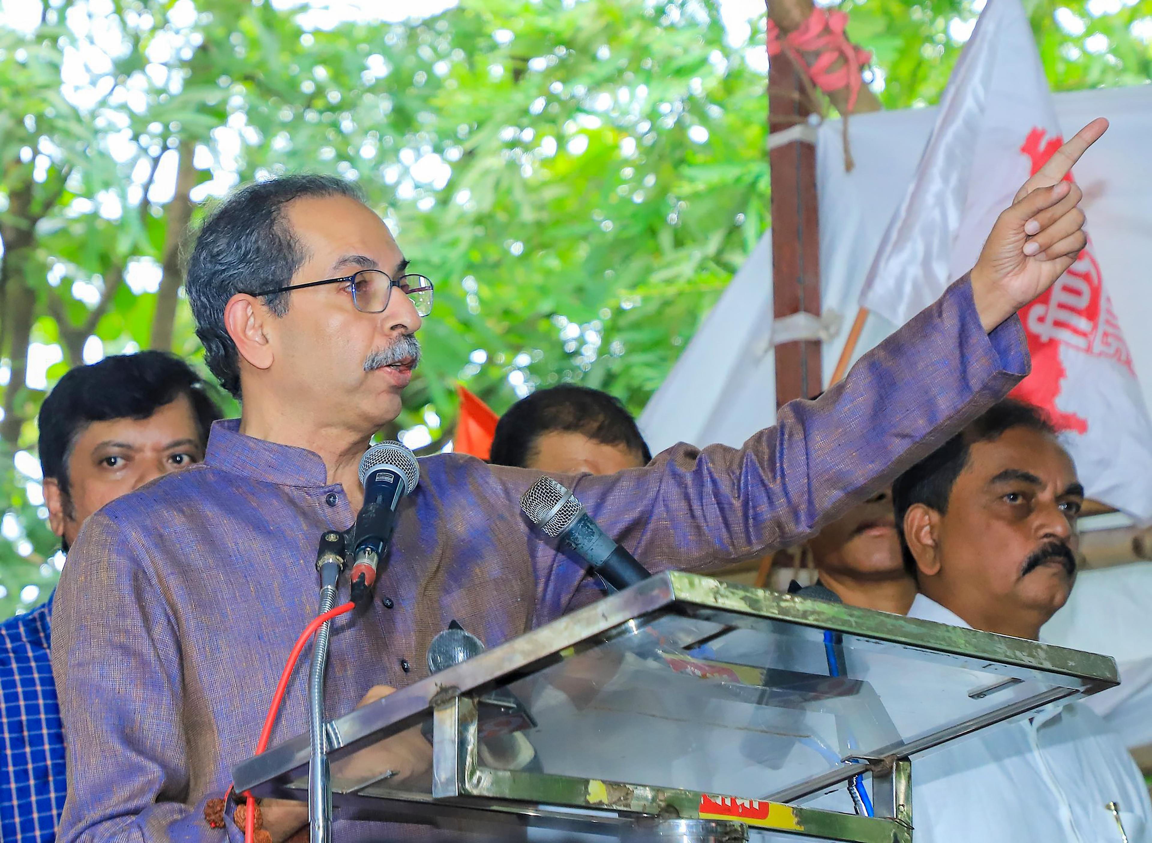 Shiv Sena(UBT)'s Saamana slams Maha govt, says farmers, contractors committing suicide