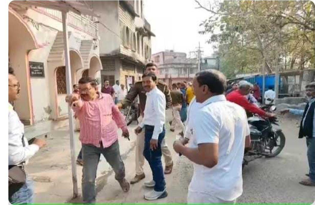 Voting for 48 municipal bodies in Jharkhand concludes amid reports of clashes, bogus voting, chaos