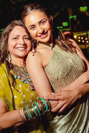 Rakul Preet Singh expresses deep love for her mother with heartfelt birthday tribute