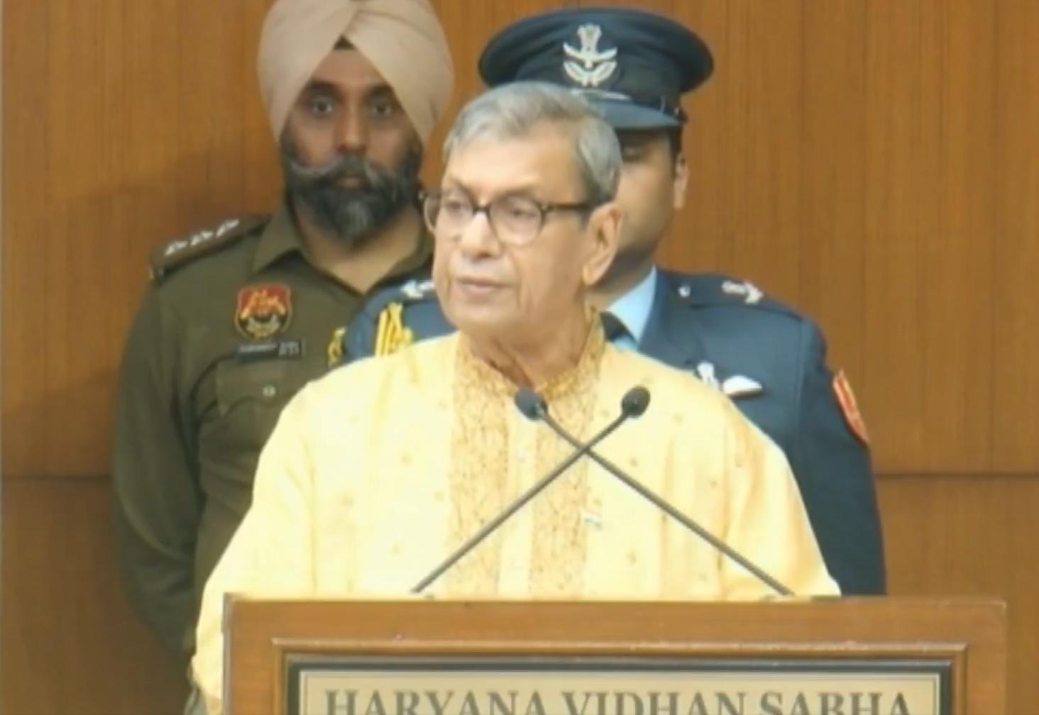 Haryana govt transformed ‘red tape’ into ‘red carpet’: Guv