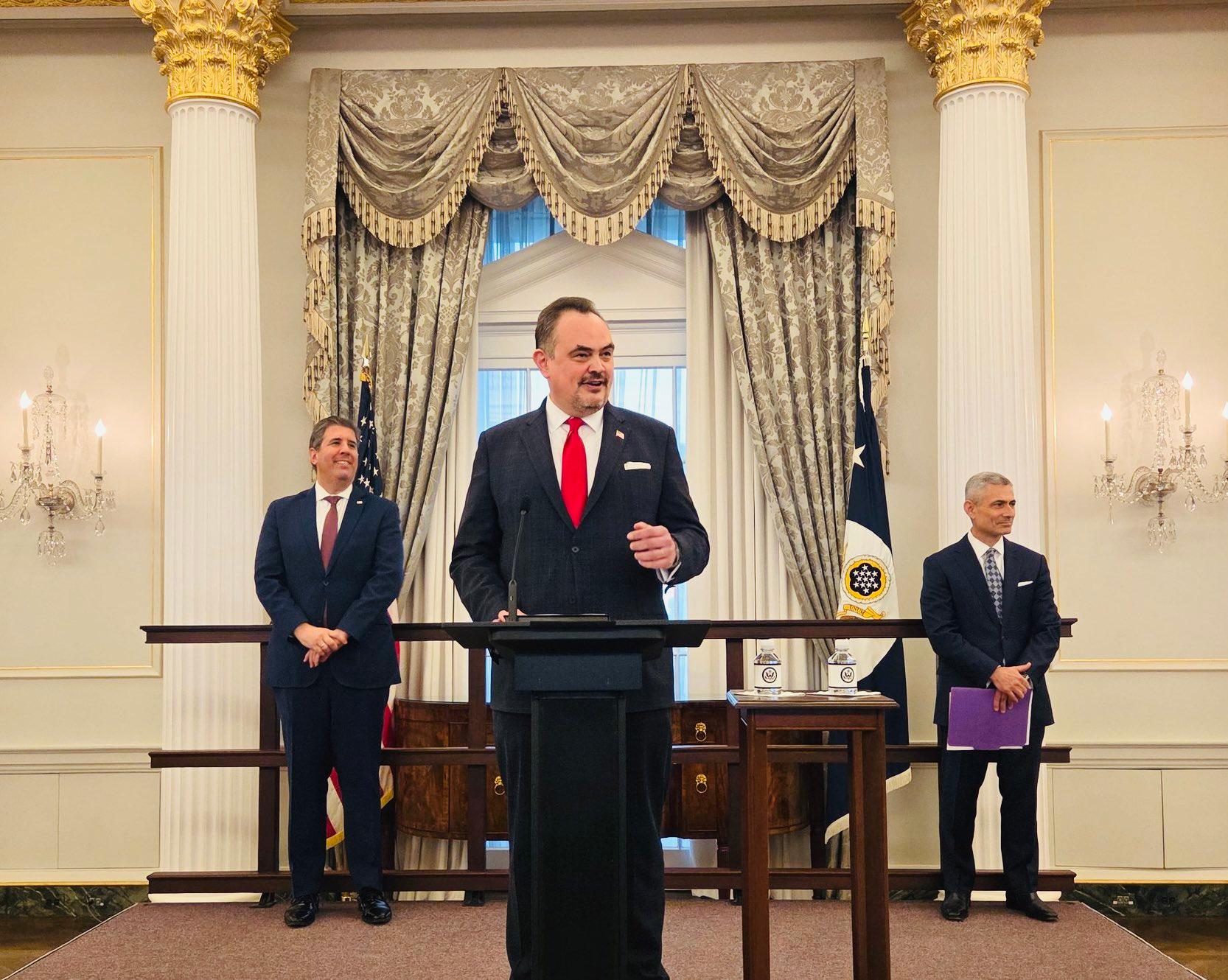 New US Ambassador to Bangladesh sworn in