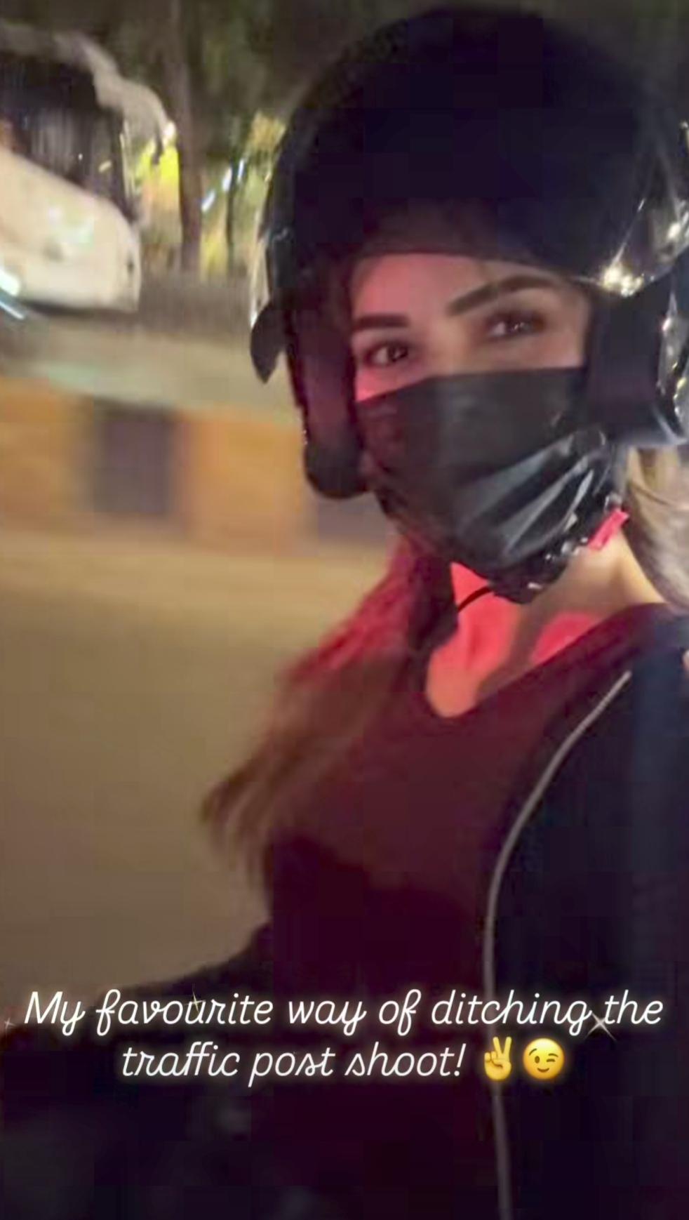 Kriti Sanon chooses bike ride over luxury car to escape city's traffic post shoot