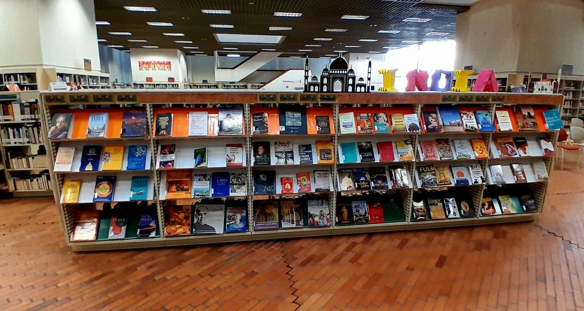 India Corner inaugurated at Utadeo University library in Colombia