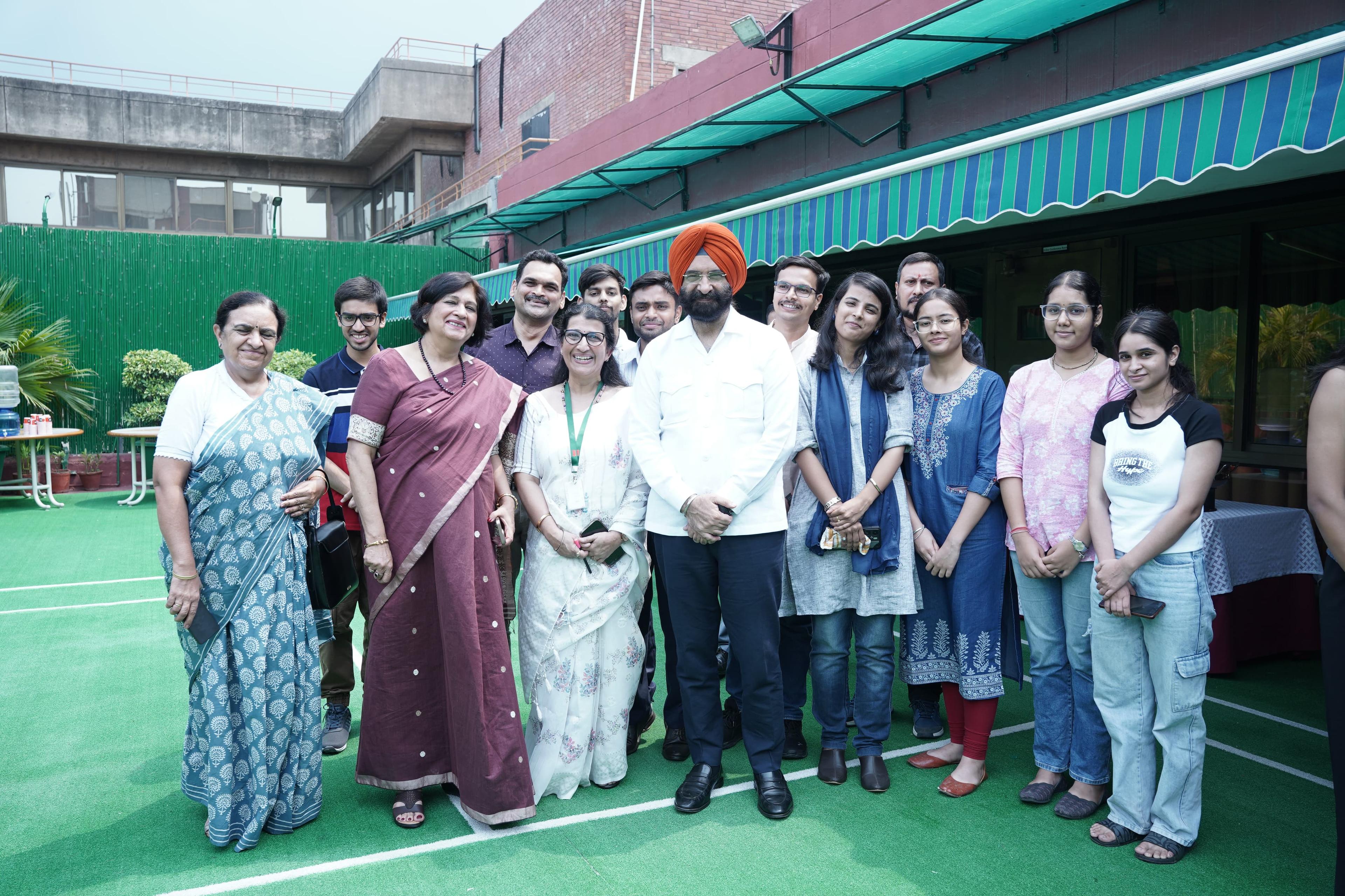 Delhi Minister Sirsa interacts with green master trainers on govt strategy