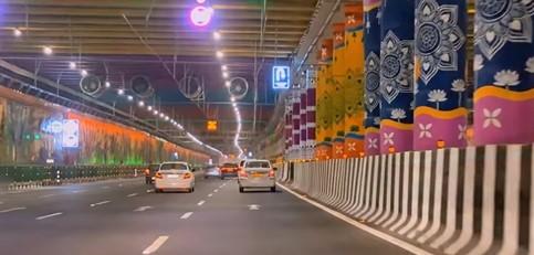 Dwarka tunnel transforms daily commute into India’s largest drive-through art gallery